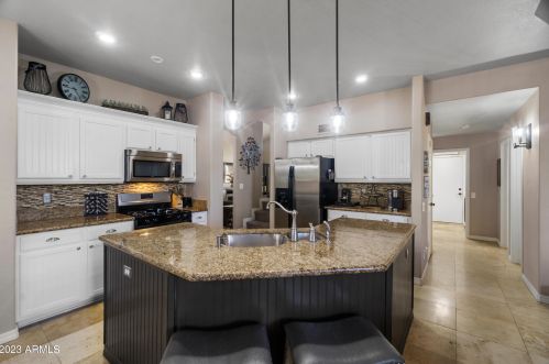 4274 Maya Way, Cave Creek AZ  85331-2615 exterior