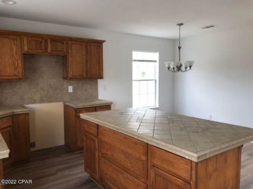 835 Sanctuary Path, Grand Ridge, FL 32442-2600