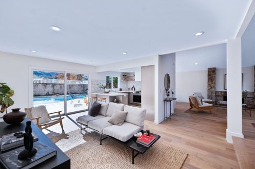 30510 Passageway Pl, Calabasas CA  91301-2033 exterior