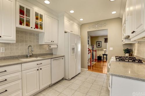 14 Twain Ave, Old Bridge NJ  08857-2109 exterior