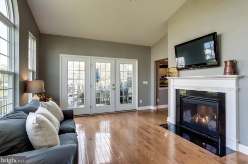 13495 Eagles Rest Dr, Leesburg VA 20176-5035 exterior