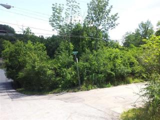 4652 Cresap Ave, Cincinnati, OH 45223-1570