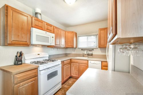 4042 34 St, San Diego CA 92104-5239 exterior