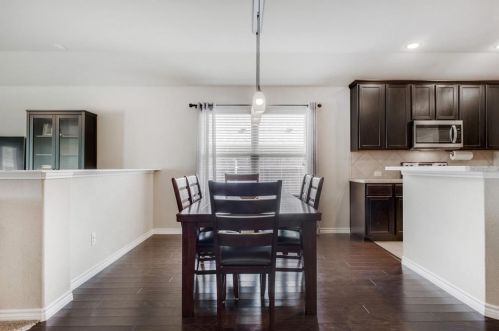 8613 Vista Royale Dr, Fort Worth TX  76108-7944 exterior