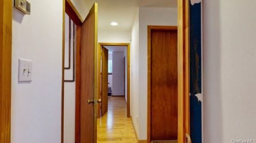 16 James St, Washingtonville NY  10992-1406 exterior