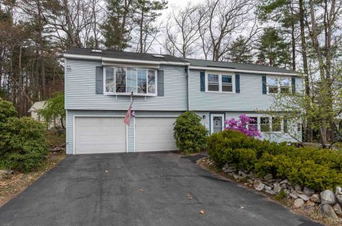5 Stafford Rd, Nashua, NH 03062-3120