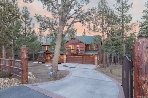 1052 Heritage Trl, Big Bear City, CA 92314-8836