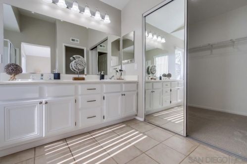 9463 Compass Point Dr, San Diego CA 92126-5536 exterior