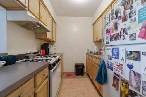 1310 Hoe Ave, Bronx NY  10460-5607 exterior