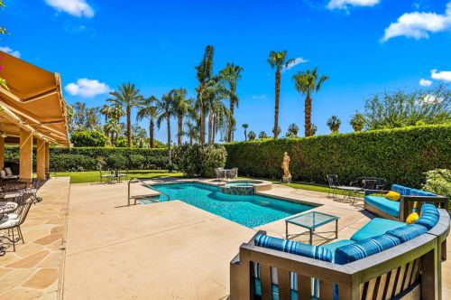824 Avenida Palmas, Palm Springs CA  92262-5708 exterior