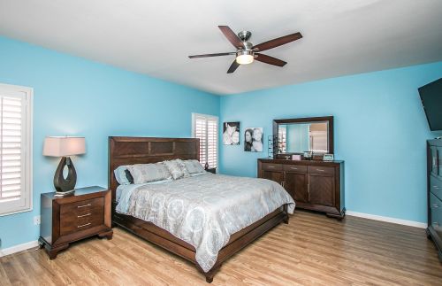 1434 Spur Ave, Gilbert AZ  85296-1946 exterior