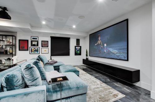 376 Gilpin St, Denver CO 80218-2523 exterior