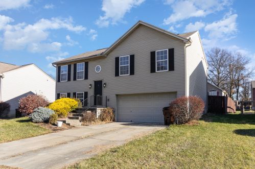867 Virginiabradford Ct, Covington, KY 41018-2392