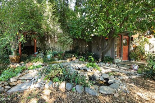 2919 Lake Ave, Altadena CA  91001-1621 exterior