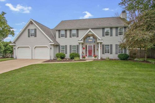 2837 Waubenoor Ct, Green Bay, WI 54301-2856