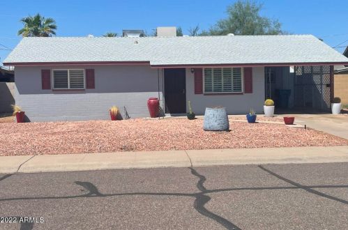 3524 Echo Ln, Phoenix AZ  85051-4752 exterior