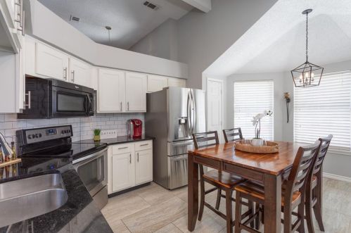 7954 Shield Rd, Frisco, TX 75035-6760