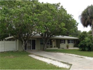 5903 Murdock Ave, Sarasota, FL 34231-7225