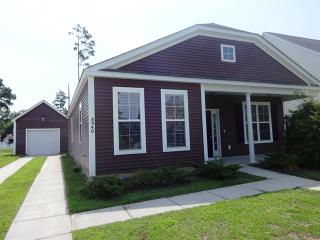 8940 Planters Row Ln, Summerville SC  29485-8969 exterior