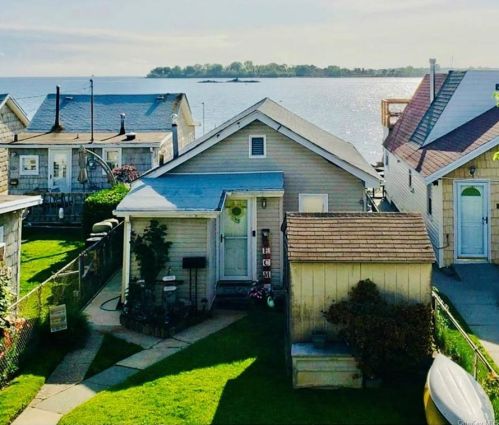 520 Minnieford Ave, Bronx NY  10464-1232 exterior