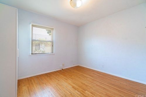 25420 Oak St, Lomita CA  90717-2216 exterior