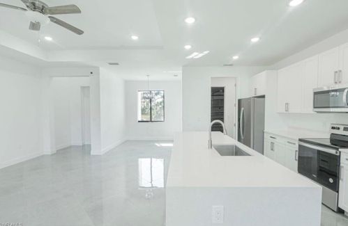 4125 19th Pl, Cape Coral FL  33904-8037 exterior