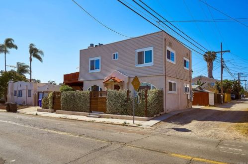 3162 Upas St, San Diego, CA 92104-4246
