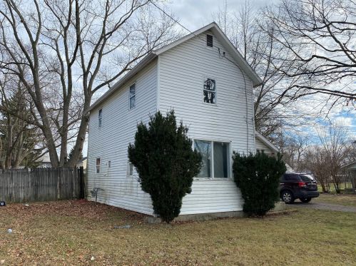 486 Thompson St, Marion, OH 43302-2049