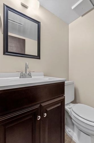 1547 Berkshire Ave, Pittsburgh PA  15226-2475 exterior