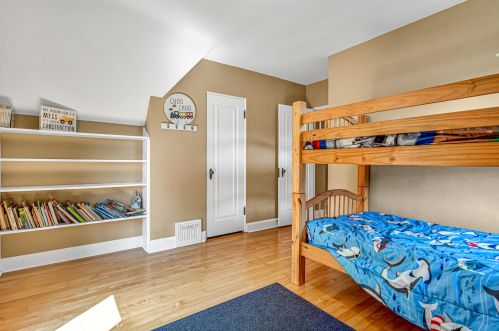 609 Waldo Blvd, Manitowoc WI  54220-2829 exterior