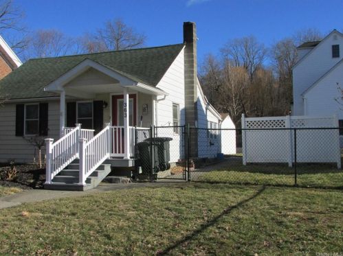 363 Hudson St, Cornwall Hud, NY 12520-1328