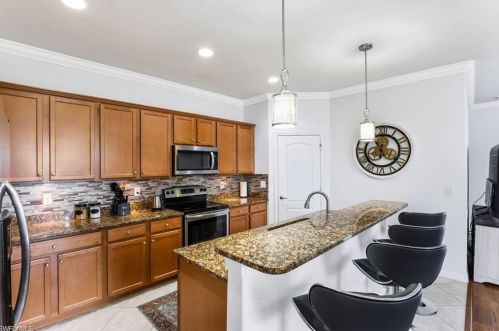 14767 Cranberry Ct, Naples FL  34114-8661 exterior