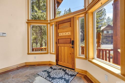 1603 Bel Aire Cir, South Lake Tahoe, CA 96150-4919