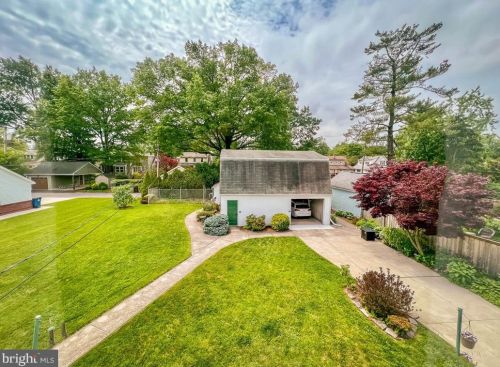 718 Columbia Ave, Lansdale PA 19446-3311 exterior