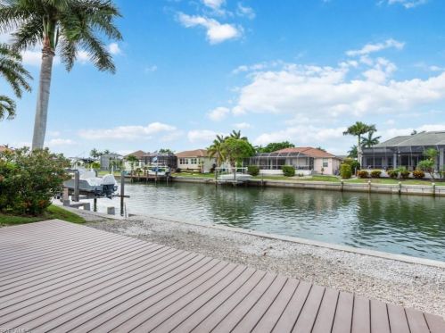 773 Holly Ct, Marco Island FL  34145-1915 exterior