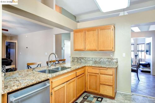 2309 Windsor Ln, Oakley CA  94561-3317 exterior