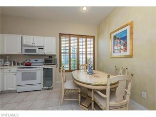1818 Leamington Ln, Naples FL  34109-1452 exterior