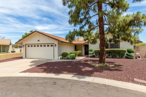 4929 Joyce Cir, Glendale, AZ 85308-3450