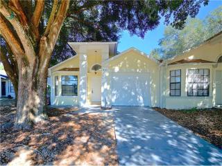776 Wolf Creek Ct, Apopka, FL 32703-7230