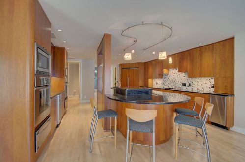 875 Squire Oaks Dr, Covington KY  41017-1342 exterior