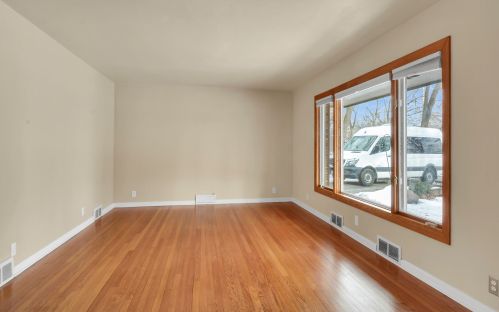 5026 Harrison Rd, Kenosha, WI 53142-3794