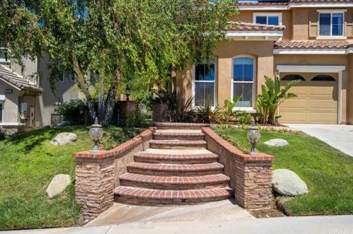 28539 Redwood Canyon Pl, Santa Clarita, CA 91390-5723