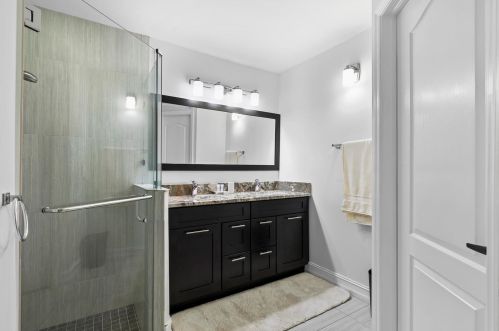 769 101 Ave, Naples FL 34108-3205 exterior