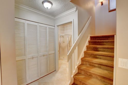 6798 Via Regina, Boca Raton FL  33433-3927 exterior