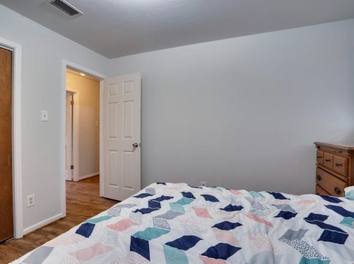 825 Crosby Ave, Fort Worth TX 76108-1006 exterior