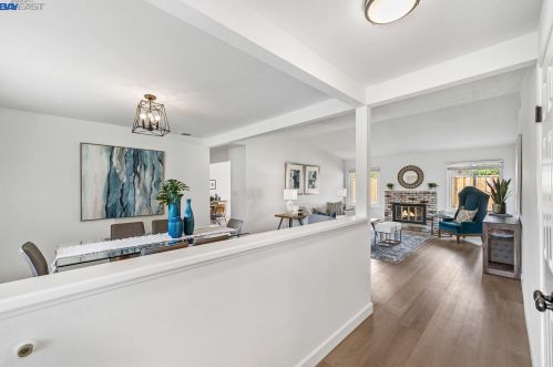 3611 Dunsmuir Cir, Pleasanton, CA 94588-3592