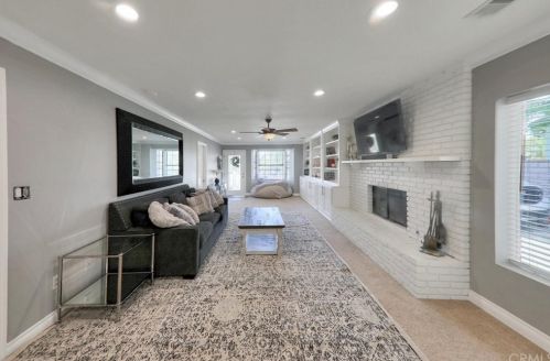 611 North Pl, Redlands CA  92373-5807 exterior