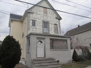 720 Meacham Ave, Linden, NJ 07036-1243