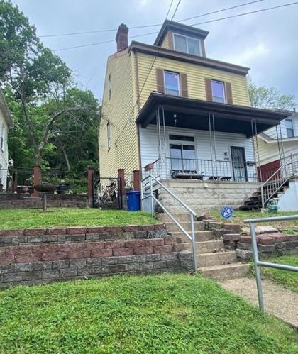 1729 Duffield St, Pittsburgh, PA 15206-1139