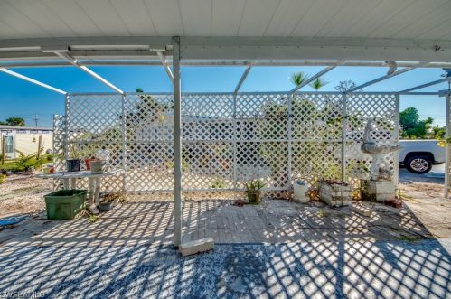 4650 Catfish Ct, Saint James City, FL 33956-2708